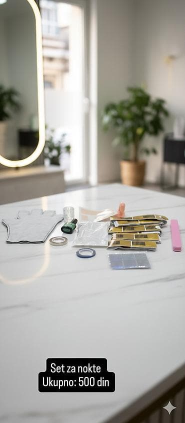 Set za nokte – komplet za manikir i nail art Sadržaj: - Samolepljive na lalafo.rs Set za nokte – komplet za manikir i nail art Sadržaj: - Samolepljive