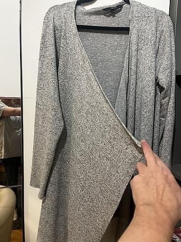 pantalone butiku ali: Sivi dugački kardigan Vero Moda - Brend: Vero Moda - Veličina: XL na lalafo.rs — 3 pantalone butiku ali: Sivi dugački kardigan Vero Moda - Brend: Vero Moda - Veličina: XL — 3