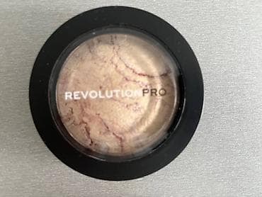 Revolution sminka novo paleta senki nova ne koriscena velvet rose na lalafo.rs — 3 Revolution sminka novo paleta senki nova ne koriscena velvet rose — 3