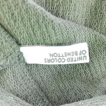 Dukser benetton, vel. 160/11- 12 g. Marka: benetton veličina: 2xl na lalafo.rs — 7 Dukser benetton, vel. 160/11- 12 g. Marka: benetton veličina: 2xl — 7