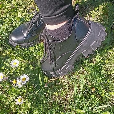 Ženske crne cipele „Claudia Donatella” sa zadebljanim đonom - Model na lalafo.rs — 4 Ženske crne cipele „Claudia Donatella” sa zadebljanim đonom - Model — 4