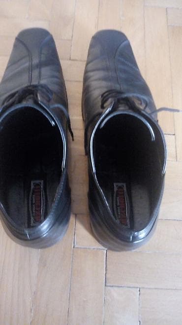Muske cipele br. 42, nosene svega par puta na lalafo.rs — 4 Muske cipele br. 42, nosene svega par puta — 4