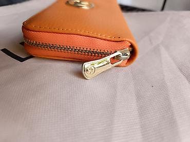 eko koza sa: RASPRODAJA!!! Michael kors novcanik. 20x 10cm,kad je zatvoren. kao na lalafo.rs — 3 eko koza sa: RASPRODAJA!!! Michael kors novcanik. 20x 10cm,kad je zatvoren. kao — 3