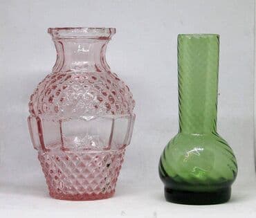 Crystals and minerals: Roze presovana vintage vaza – retro hobnail staklo, 60–70-te Lepa at lalafo.rs — 3 Crystals and minerals: Roze presovana vintage vaza – retro hobnail staklo, 60–70-te Lepa — 3