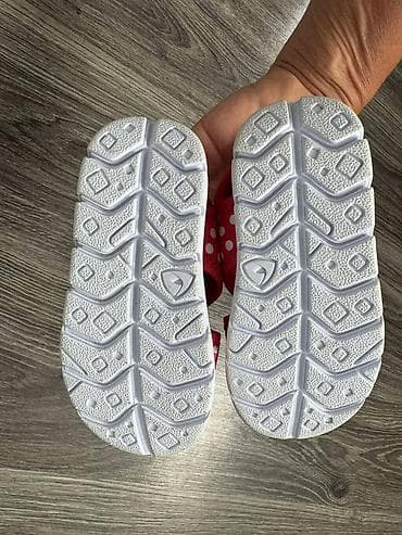 Adidas pakikice nošene, očuvane, broj 23 na lalafo.rs — 5 Adidas pakikice nošene, očuvane, broj 23 — 5