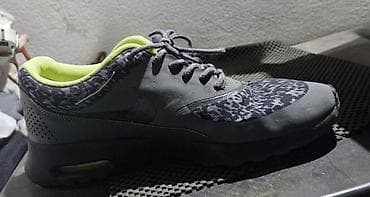 Nike patike 38 broj, bukvalno nove, samo treba da se operu na lalafo.rs Nike patike 38 broj, bukvalno nove, samo treba da se operu