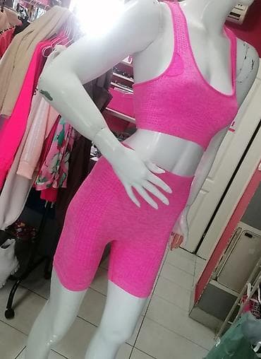 Komplet za vežbanje
Savršen
Vel S M
Nošen jednom, bukvalno nov at lalafo.rs — 7 Komplet za vežbanje
Savršen
Vel S M
Nošen jednom, bukvalno nov — 7