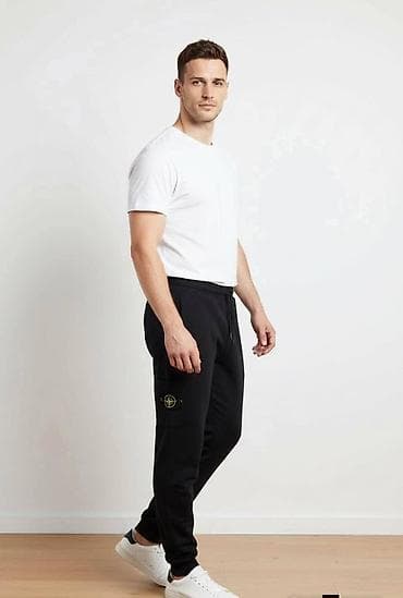 Trenerka Moncler, bоја - Crna na lalafo.rs — 3 Trenerka Moncler, bоја - Crna — 3