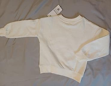 Dečji dukser (duks) Terranova, model za uzrast 4–5 godina (visina na lalafo.rs — 7 Dečji dukser (duks) Terranova, model za uzrast 4–5 godina (visina — 7