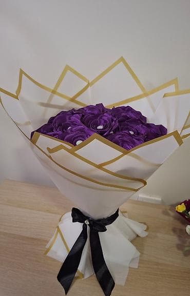 Elegantni buket od veštačkih ruža – ljubičaste satenske ruže sa na lalafo.rs — 2 Elegantni buket od veštačkih ruža – ljubičaste satenske ruže sa — 2