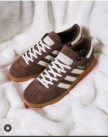 Adidas spezial patike
Novo
Brojevi 36 do 44
fb Moja Kupovina 1 na lalafo.rs — 2 Adidas spezial patike
Novo
Brojevi 36 do 44
fb Moja Kupovina 1 — 2