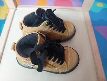 Dečije POLINO kožne patike/čizmice u boji meda sa crnim pertlama i na lalafo.rs — 3 Dečije POLINO kožne patike/čizmice u boji meda sa crnim pertlama i — 3