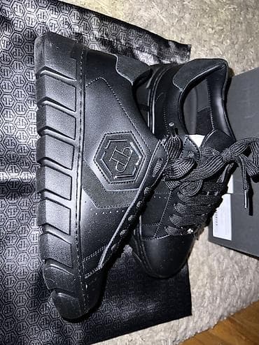 PHILIPP PLEIN Low-Top Sneakers Hexagon Forcebr.38 NOVO
LAES USC0988 na lalafo.rs — 6 PHILIPP PLEIN Low-Top Sneakers Hexagon Forcebr.38 NOVO
LAES USC0988 — 6