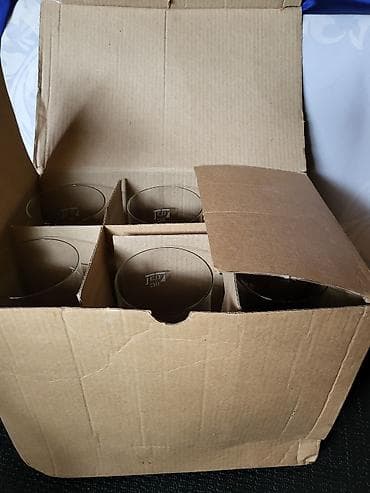 Food products: Case nove,vintaz Jelen pivo,kristalno staklo.Apatinska pivara. Case at lalafo.rs — 2 Food products: Case nove,vintaz Jelen pivo,kristalno staklo.Apatinska pivara. Case — 2