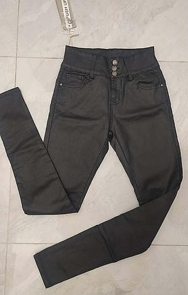 Eko kožne farke
Push up
1.700 din
Veličina: S na lalafo.rs Eko kožne farke
Push up
1.700 din
Veličina: S