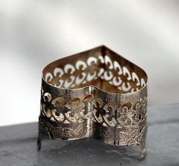 Vintage POSREBRENA posuda za nakit ili sl. Prelepa starinska na lalafo.rs — 3 Vintage POSREBRENA posuda za nakit ili sl. Prelepa starinska — 3