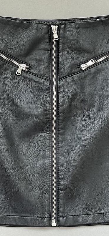 eko koza sa: Suknja crna NOVA od deblje mat eko koze sa srebrnim rajfeslus br. XL na lalafo.rs — 4 eko koza sa: Suknja crna NOVA od deblje mat eko koze sa srebrnim rajfeslus br. XL — 4