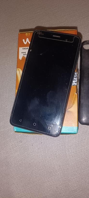 Wiko pametni telefon + zaštitna maska - Brend/model: Wiko (vidljivo na lalafo.rs — 3 Wiko pametni telefon + zaštitna maska - Brend/model: Wiko (vidljivo — 3