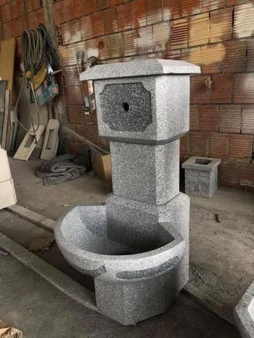 Garden Fountains: Česme za dvorište – Cene počinju od 7500 din. 💧 O Nama 🌟 Blue Stone at lalafo.rs — 10 Garden Fountains: Česme za dvorište – Cene počinju od 7500 din. 💧 O Nama 🌟 Blue Stone — 10