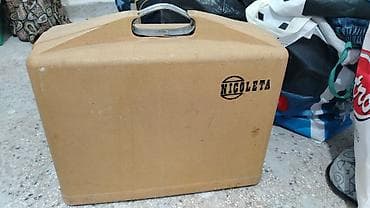 Masina za sivenje, visak mi je. Cena 2000 din na lalafo.rs — 3 Masina za sivenje, visak mi je. Cena 2000 din — 3