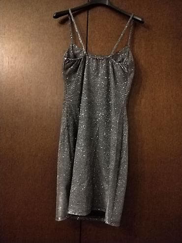 Svečana srebrna haljina sa šljokicama – komplet 2 u 1 - Spoljašnja at lalafo.rs — 4 Svečana srebrna haljina sa šljokicama – komplet 2 u 1 - Spoljašnja — 4