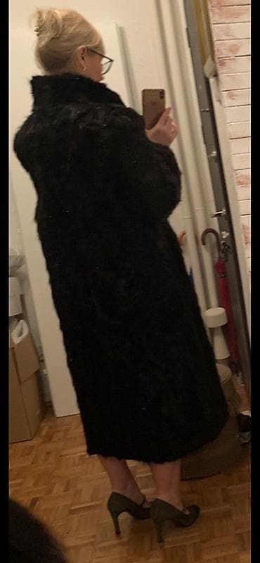 Dugački ženski bunda od tamnog prirodnog krzna - Klasičan, elegantan na lalafo.rs — 5 Dugački ženski bunda od tamnog prirodnog krzna - Klasičan, elegantan — 5