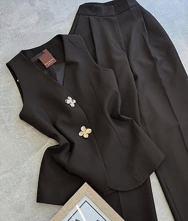 🔥Ženski komplet – prsluk i pantalone sa širokom nogavicom
✅3100 din na lalafo.rs — 8 🔥Ženski komplet – prsluk i pantalone sa širokom nogavicom
✅3100 din — 8