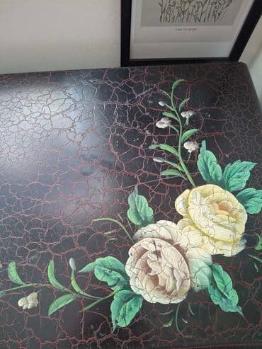 Antique Dressers: Na prodaju stilska komoda sa rucnim radom (oslikana, a gornja ploca je at lalafo.rs — 3 Antique Dressers: Na prodaju stilska komoda sa rucnim radom (oslikana, a gornja ploca je — 3