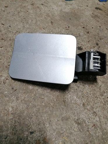 Car Parts & Accessories: Fiat Croma poklopac rezervara za gorivo. Fiat Croma poklopac rezervara at lalafo.rs — 2 Car Parts & Accessories: Fiat Croma poklopac rezervara za gorivo. Fiat Croma poklopac rezervara — 2