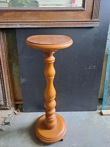 Stilske lampe: Drveni stender, visine 61cm a precnik gornje ploce 21cm na lalafo.rs — 2 Stilske lampe: Drveni stender, visine 61cm a precnik gornje ploce 21cm — 2