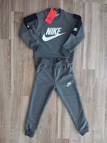 Materijal pamuk. Velicine 2, 3, 4, 5
Cena 2500 din na lalafo.rs — 2 Materijal pamuk. Velicine 2, 3, 4, 5
Cena 2500 din — 2