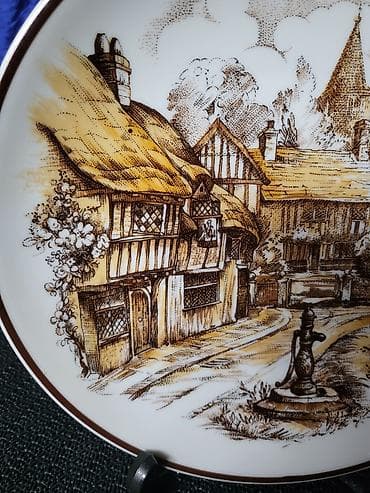 Antiques: Tanjir nov za na zid 1955g+ Seltmann Nemacka. Tanjir za na zid at lalafo.rs — 10 Antiques: Tanjir nov za na zid 1955g+ Seltmann Nemacka. Tanjir za na zid — 10