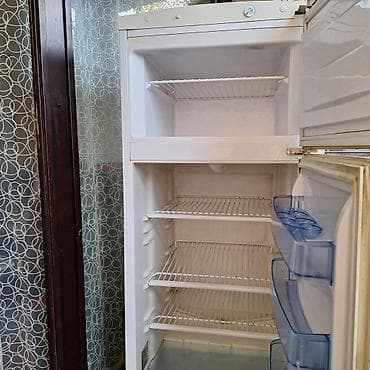 Frižider PRESTIGE sa gornjim zamrzivačem - Klasični jednokrilni na lalafo.rs — 2 Frižider PRESTIGE sa gornjim zamrzivačem - Klasični jednokrilni — 2