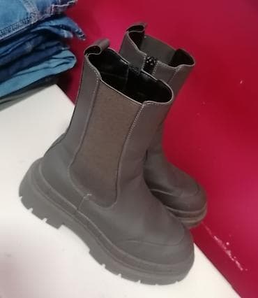 Kao nove, preudobne
Nepromočive
Br 38
Boja Maslinasto zelena na lalafo.rs — 4 Kao nove, preudobne
Nepromočive
Br 38
Boja Maslinasto zelena — 4