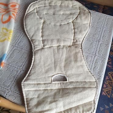 Torbice pitaj te za cenu od 300 do 600 at lalafo.rs — 9 Torbice pitaj te za cenu od 300 do 600 — 9