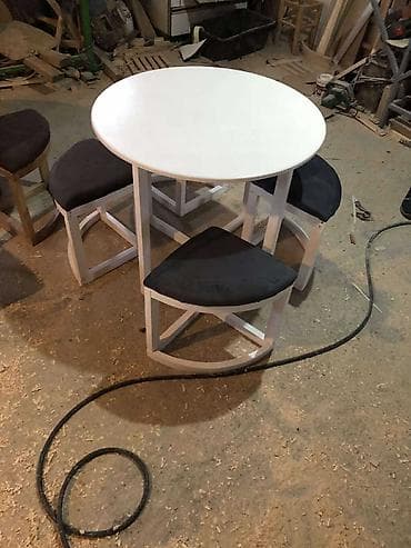 Okrugli set za trpezariju/kafeteriju – sto sa 4 tabure stolice koje se na lalafo.rs — 5 Okrugli set za trpezariju/kafeteriju – sto sa 4 tabure stolice koje se — 5