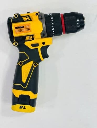 Heftalice: Aku šrafilica DEWALT 12V sa 2 baterije(70€) Srafilica je kvalitetna na lalafo.rs — 2 Heftalice: Aku šrafilica DEWALT 12V sa 2 baterije(70€) Srafilica je kvalitetna — 2