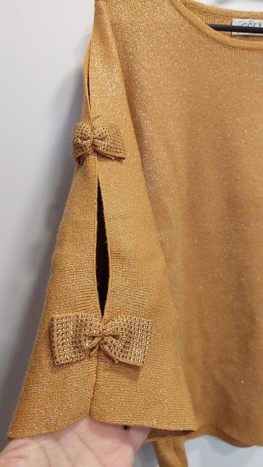 dve suknje po: Ženska bluzica OLLA, zlatno-bakarnog sjaja. - Materijal: meki pleteni na lalafo.rs — 2 dve suknje po: Ženska bluzica OLLA, zlatno-bakarnog sjaja. - Materijal: meki pleteni — 2