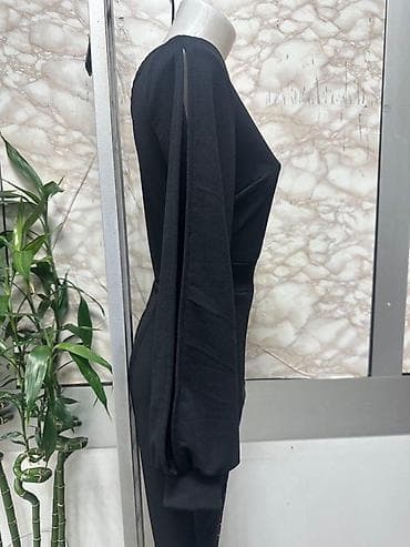 ✨Elegantni ženski kombinezon – crni, asimetričan dizajn po super ceni na lalafo.rs — 3 ✨Elegantni ženski kombinezon – crni, asimetričan dizajn po super ceni — 3