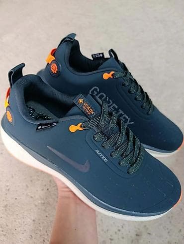 Patike za trčanje – vodootporne GORE‑TEX Br od 41 do 46 - Model: niske na lalafo.rs Patike za trčanje – vodootporne GORE‑TEX Br od 41 do 46 - Model: niske