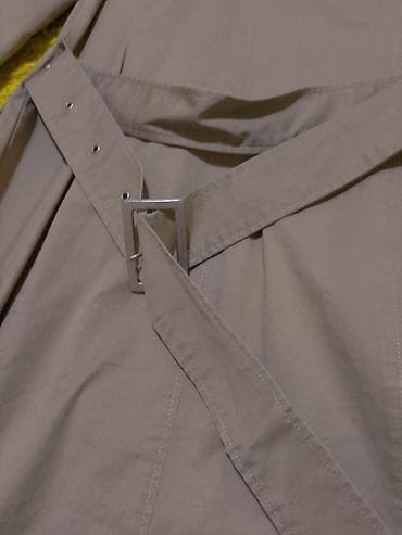 pantalone butiku ali: Esprit mantil,bez boja,koriscen,ali bez ostecenja.Cena 800 dinara na lalafo.rs — 5 pantalone butiku ali: Esprit mantil,bez boja,koriscen,ali bez ostecenja.Cena 800 dinara — 5