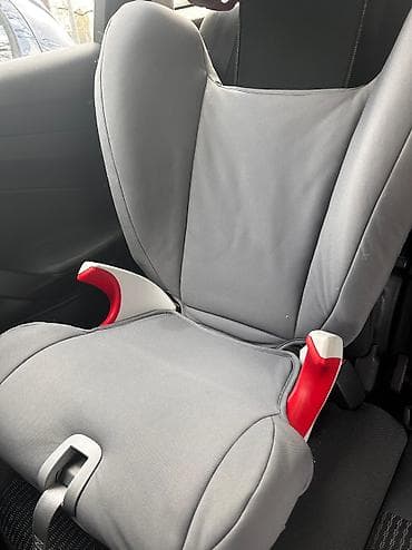 Britax Romer, Isofix autosediste, 15-36kg, podesivi naslon- visina at lalafo.rs — 1 Britax Romer, Isofix autosediste, 15-36kg, podesivi naslon- visina — 1