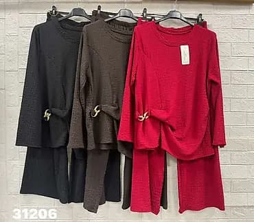 Trenerke
Cena 3600
Uni vel.
V30