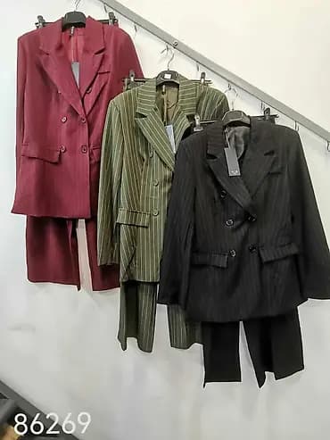 Kompleti
Cena 4100
Vel. S m l xl
V/035