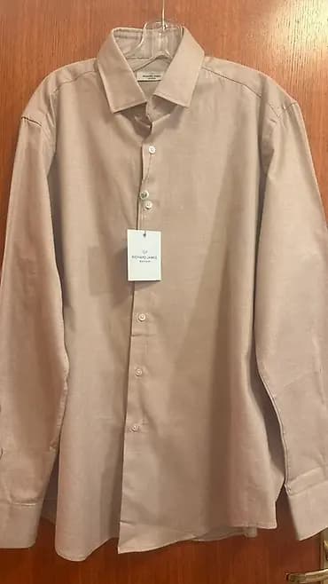 Shirt color - Beige