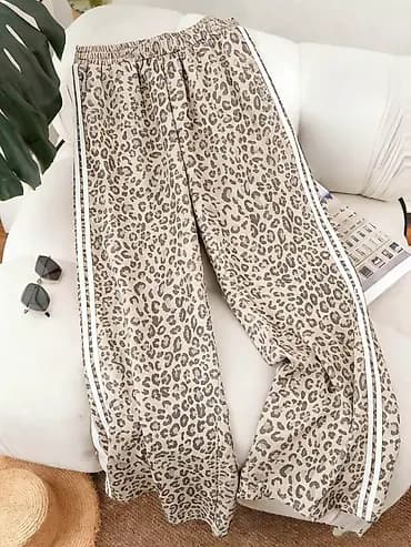 Pantalone
Cena 2600
Uni vel.
V22